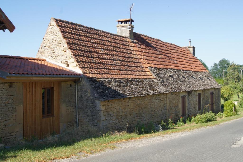 Chambres D'Hotes L'Oustralac La Chapelle-Aubareil Exterior foto